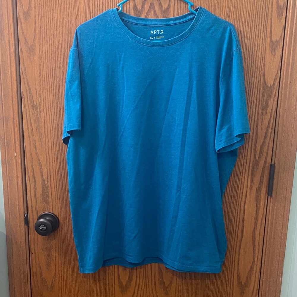 Apt. 9 Vibrant Turquoise  Short Sleeve Tee